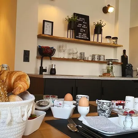 B&be Happy Bed and breakfast 3*