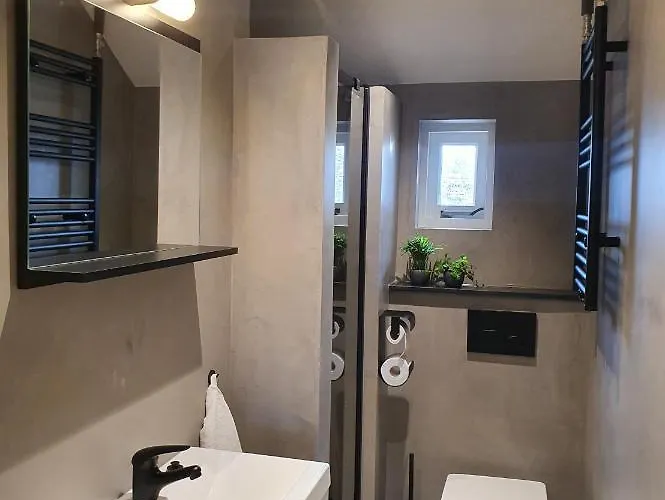 B&be Happy فندق مبيت وإفطار 3*